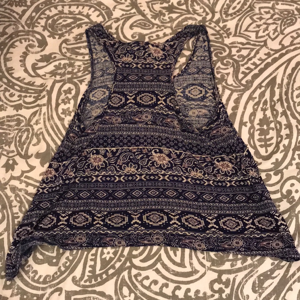 Patterned Tank Top - Picture 4 of 4